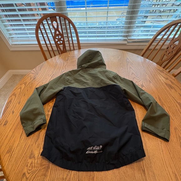 Eddie Bauer Boys Black Olive Rain Jacket Size M 10/12 EUC - Picture 2 of 12